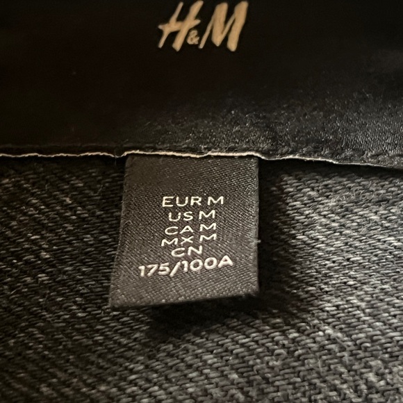 H&M Grey Denim Jacket With Embroidered Tetris Logo - Picture 6 of 7